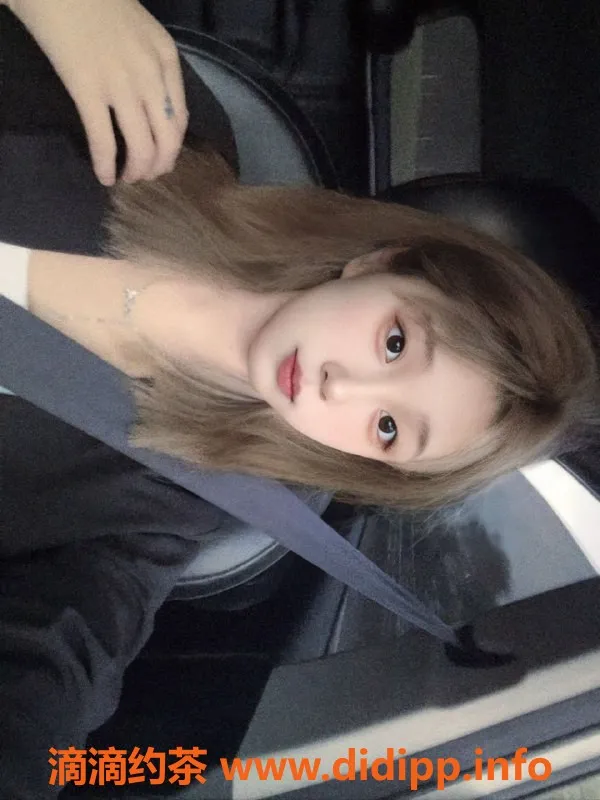 常州楼凤-新北彤彤，165cm，18岁嫩妹，陪浴服务等你来享受