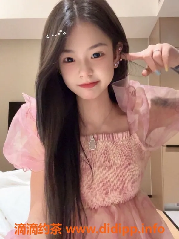 常州楼凤-武进国宾府#小玉 18岁萝莉 160cm 90斤