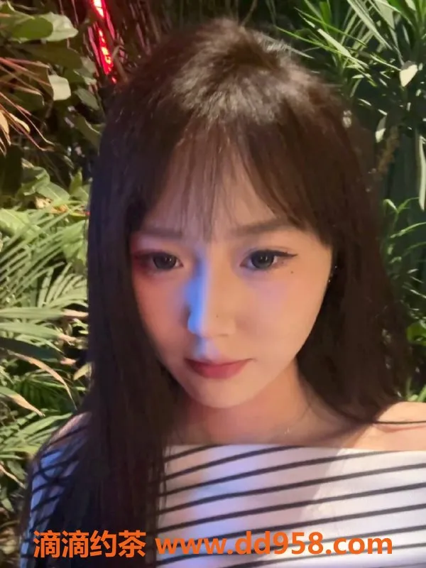 扬州楼凤资源信息,泰州海陵酥酥，颜值9.75，服务超赞