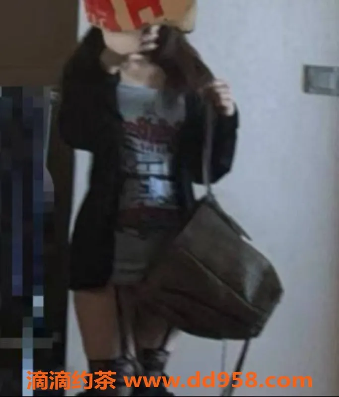 沈阳楼凤-小果酱 | 1000元 | 综合评分9.7 | 服务优质