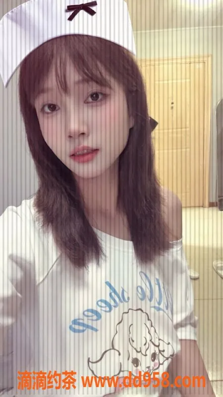 常州楼凤-武进柠檬，160cm嫩妹，600元约会体验