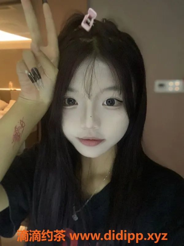 常州楼凤资源信息,武进小艺，156CM嫩妹，陪浴调情服务