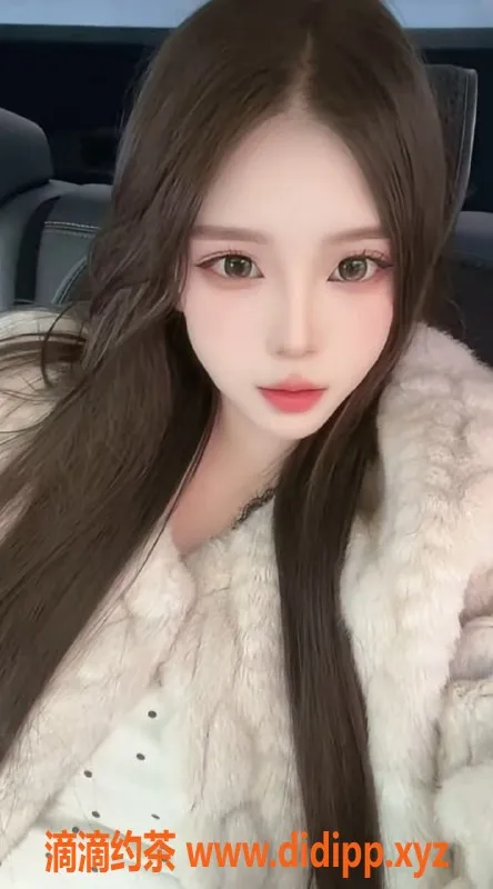 无锡楼凤-梁溪区高颜值小迪，173cm 54kg 性感陪浴服务