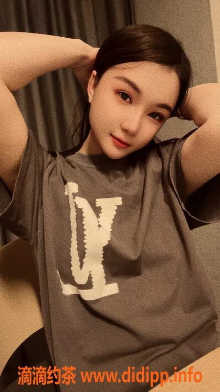 扬州楼凤-扬州邗江小铃铛，优质服务，身材迷人