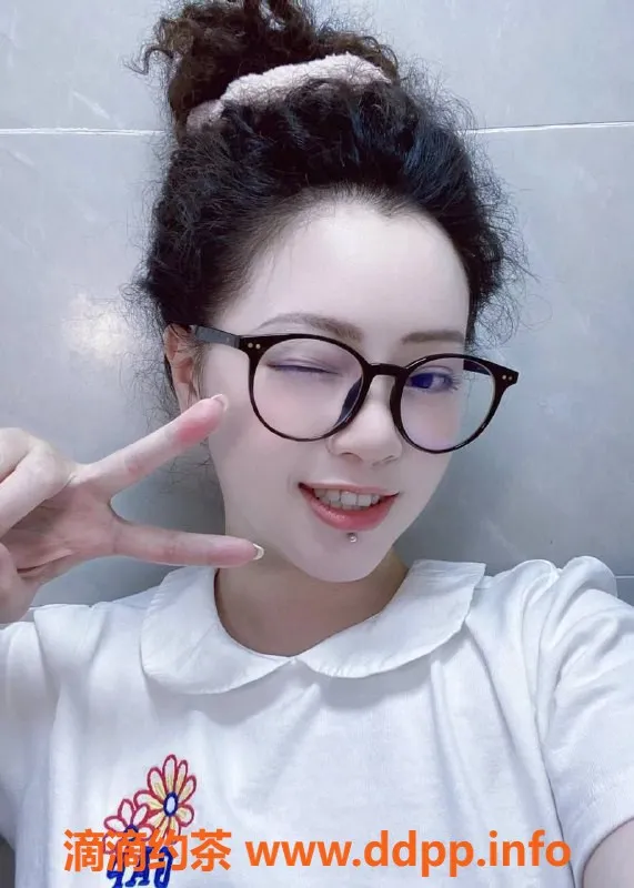 深圳楼凤-南山神奇妮，1000p高端服务来袭