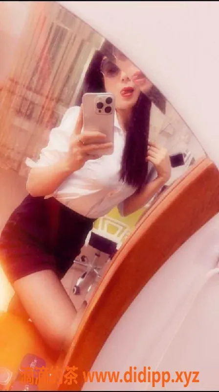 深圳楼凤资源信息,福田天生逼紧会喷水珂珂，25岁身材火辣