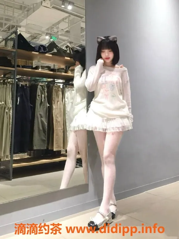 北京楼凤-朝阳小清，萝莉萌妹，价格1200元