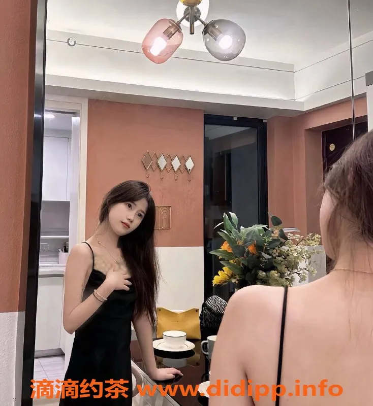 绍兴楼凤-绍兴19岁技师001，身高167，胸围36B