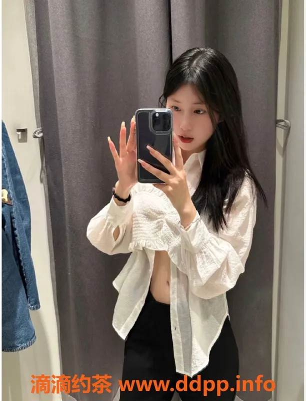 广州楼凤-佛山禅城小诺，22岁，165cm，38C，46kg，让你欲罢不能！