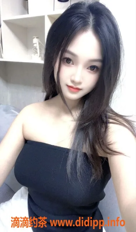 温州楼凤-温州哈基米，162/45/02-D，颜值系00后，40分钟仅需7米