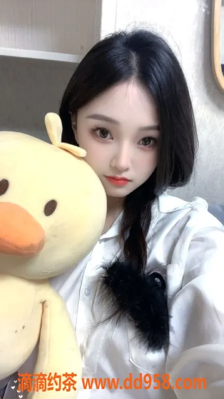 温州楼凤资源信息,温州哈基米，162/45/02-D，颜值系00后，40分钟仅需7米