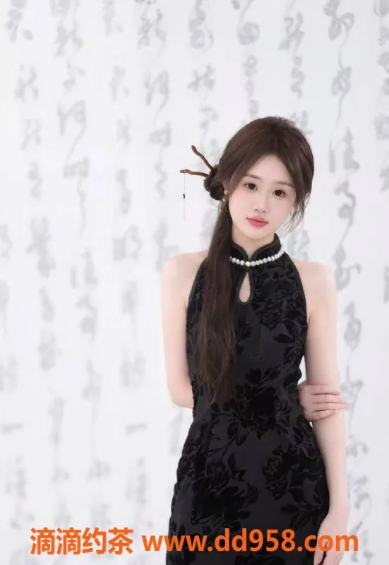 北京楼凤资源信息,朝阳小橙子，19岁，167cm，C罩杯，茶费1K