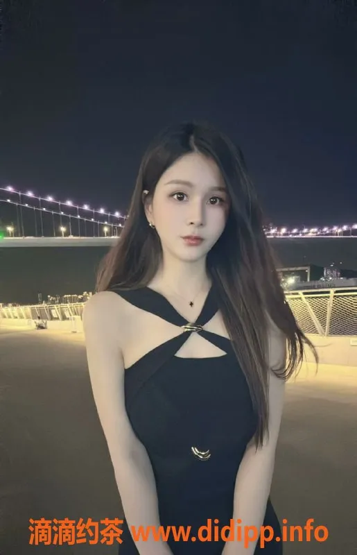 无锡楼凤-惠山区程程，168cm 47kg 性感制服美人