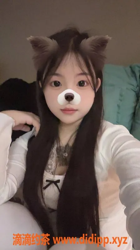 中山楼凤-小榄美眉19岁，350快餐，450洗吹做