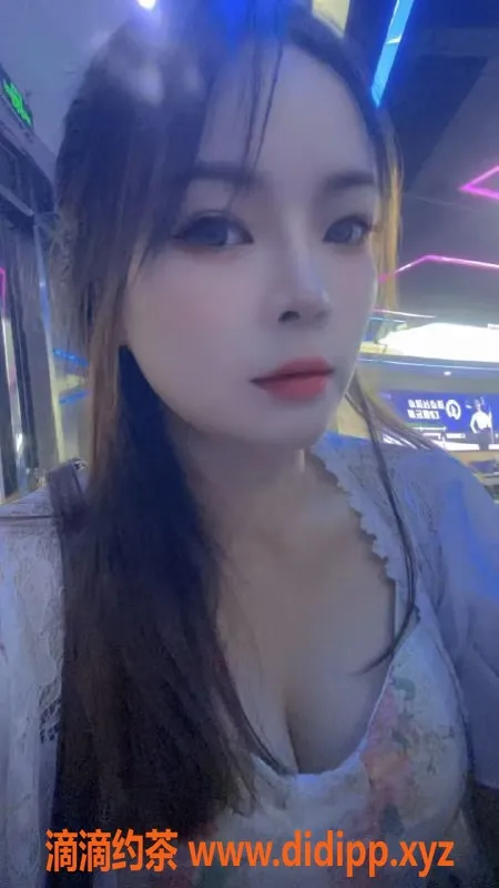 中山楼凤-顺德大良性感女优，350快餐适合你