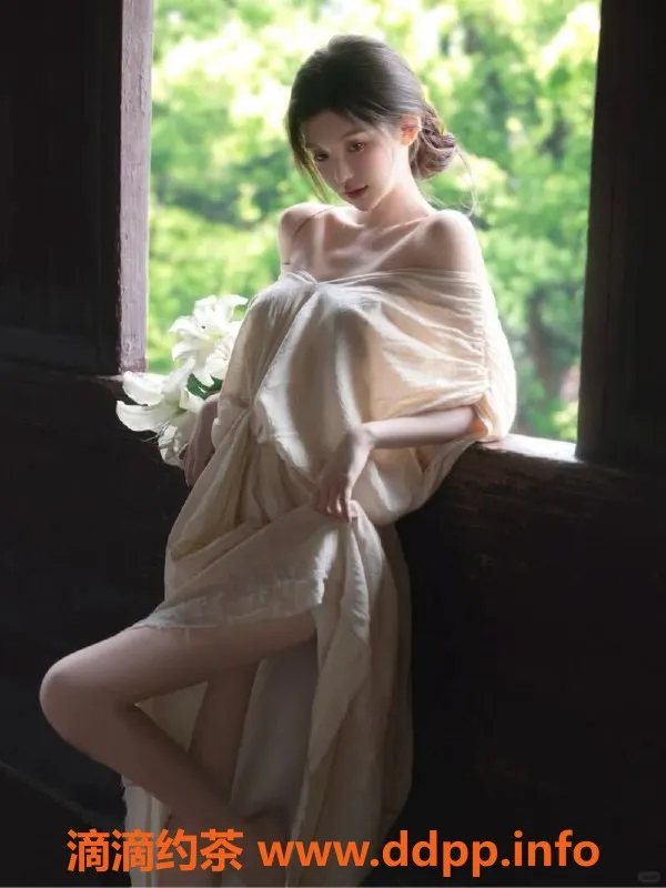 无锡楼凤-梁溪区高颜值唐莲，165/44kg极品身材