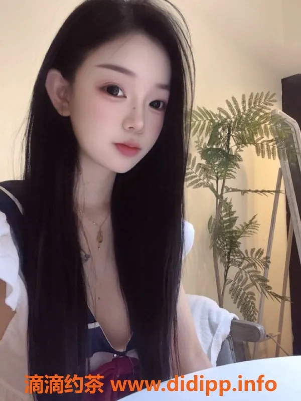 无锡楼凤资源信息,惠山区高颜值嫩妹小米，163cm，47kg，陪浴服务