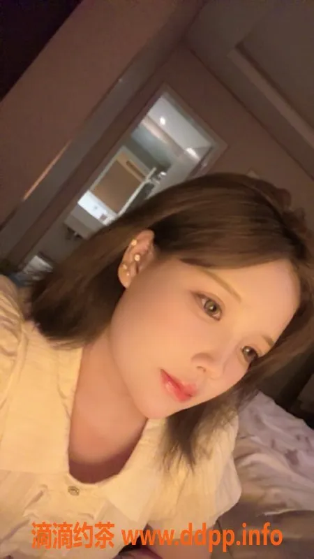 无锡楼凤-惠山区高颜值乔乔，学生妹，160/53kg，1200p起