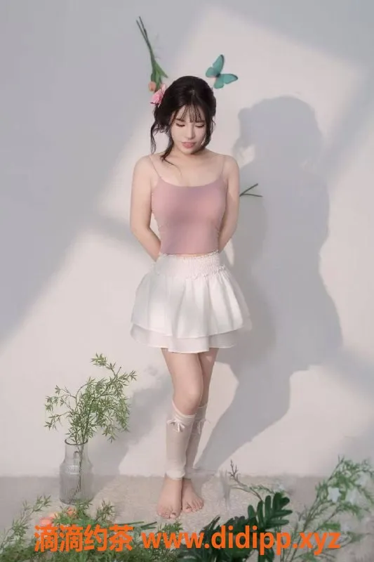 扬州楼凤-扬州贝贝，95/98欧美小巧玲珑，服务佳！