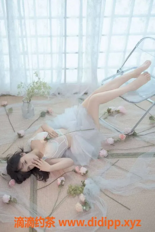 扬州楼凤-扬州贝贝，95/98欧美小巧玲珑，服务佳！