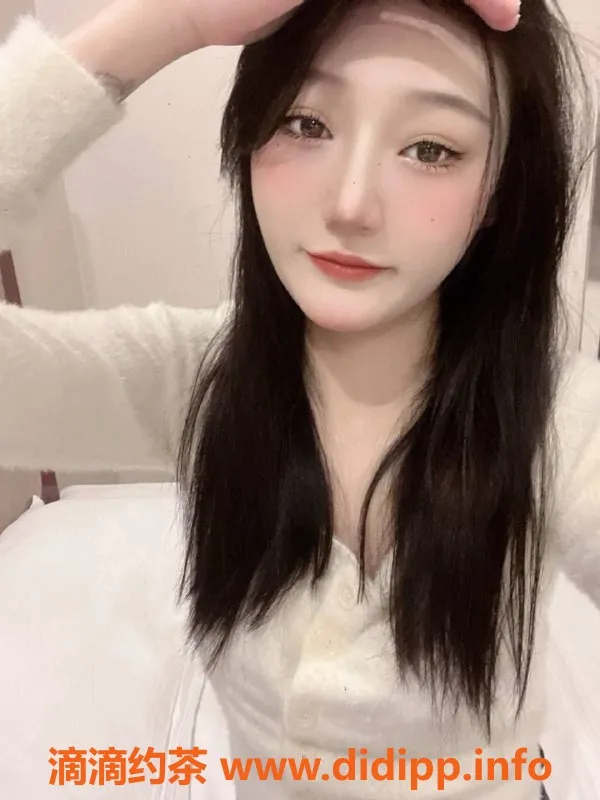 深圳楼凤资源信息,南山草莓，165cm嫩妹，36C胸围等你体验