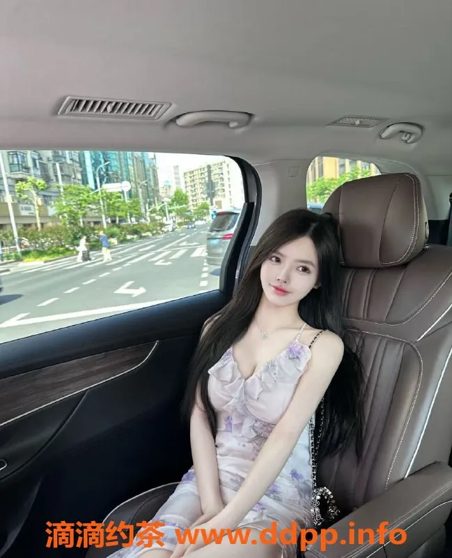 温州楼凤-鹿城高冷御姐妍妍，69服务仅800元起