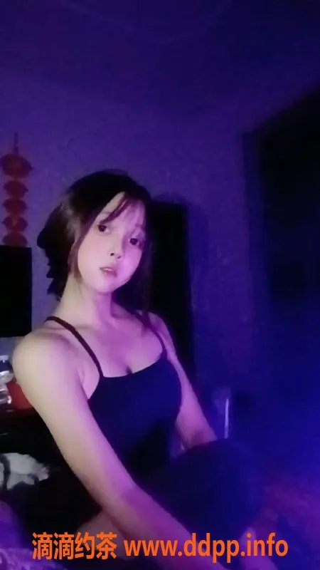 中山上门服务资源信息,中山三乡18岁美女，800元一次，真人真图