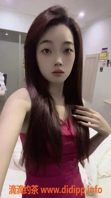 杭州楼凤-余杭区小樱桃，164CM，43KG，亲密服务任你选