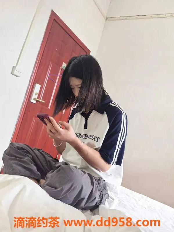 中山楼凤-三角地区18岁美少女，洗吹做450元