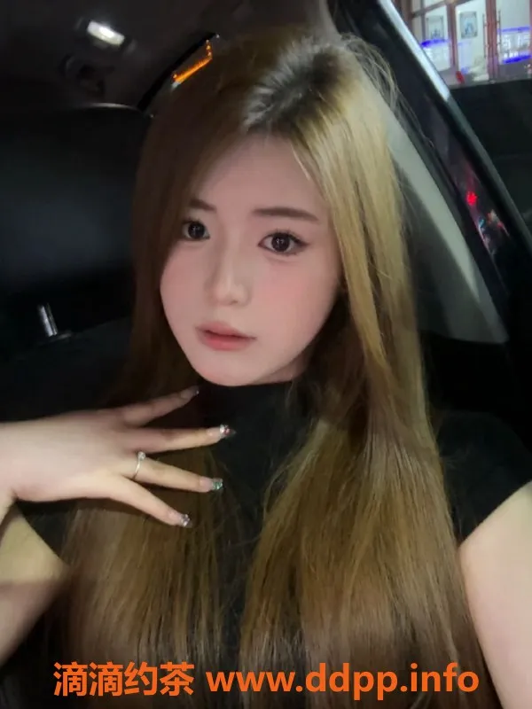 青岛楼凤-历城区果果，19岁大学生，身高168，服务至上