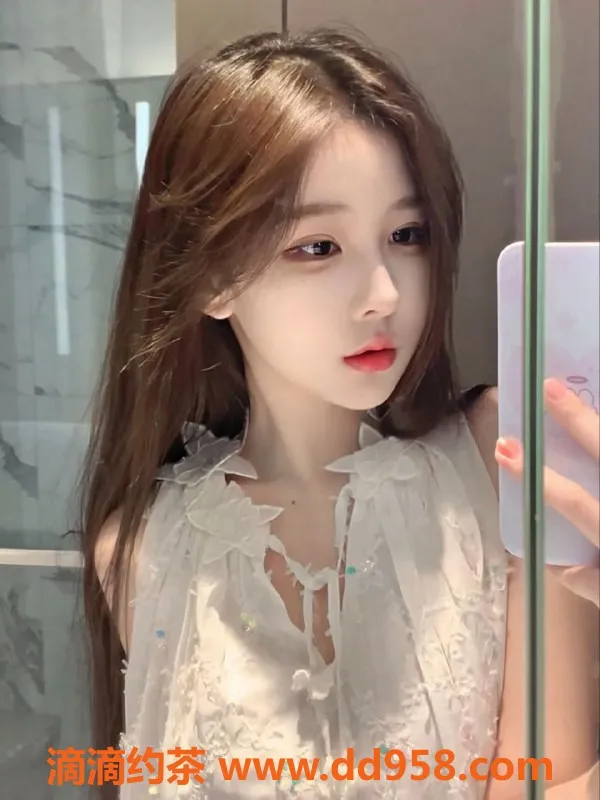 青岛楼凤-聚隆丫丫，新鲜服务体验，174高挑美女