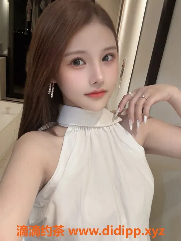 上海楼凤-普陀小五同学，18岁D罩杯，完美服务