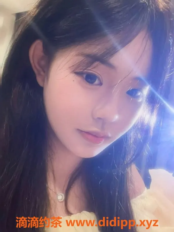 武汉楼凤-洪山小西，7p享受梨形身材魅力