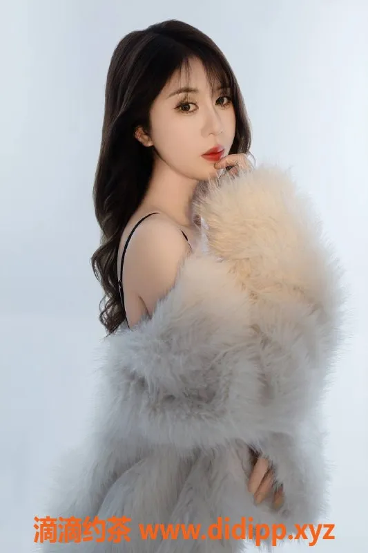 扬州楼凤-扬州小依依，娇小身材，新人六佰三件套