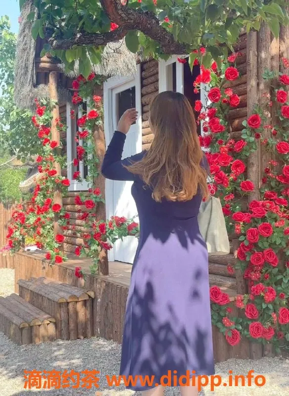 北京楼凤-通州晨晨，25岁163身高，茶费4-6-8