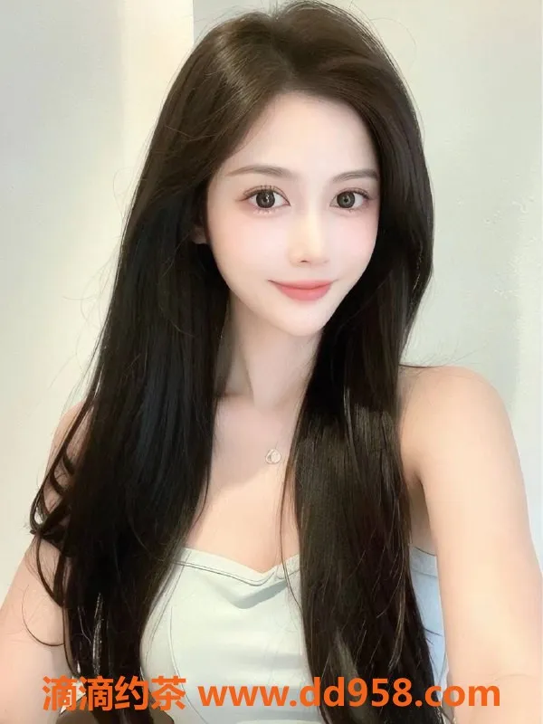 温州楼凤-温州小猫，164cm身高，34C胸围，46.5kg体重