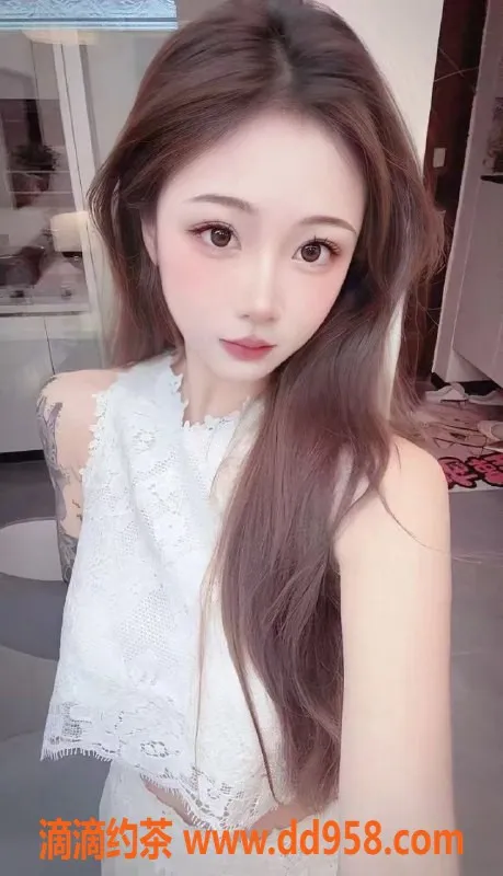 常州楼凤-武进范范，165cm嫩妹，600元起服务