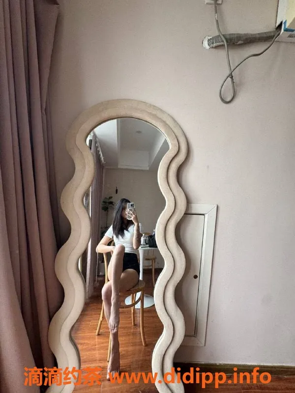 沈阳楼凤-十九，身材诱人，服务价格800元