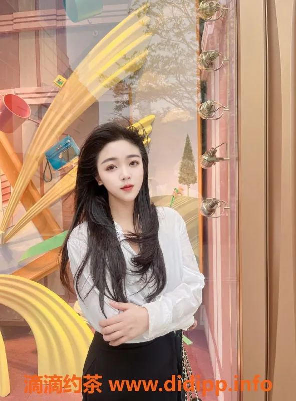 深圳楼凤资源信息,福田SM小沫，身材火辣，服务一流