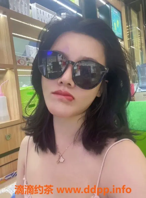 成都楼凤-武侯区柚野，7P大奶御姐，服务热情