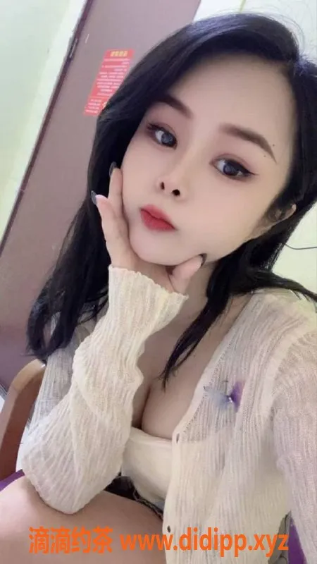 中山楼凤-中山小榄18岁女孩，350元快餐服务等你来体验