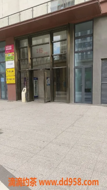 中山楼凤资源信息,顺德杏坛高颜值美女，300元快餐服务！