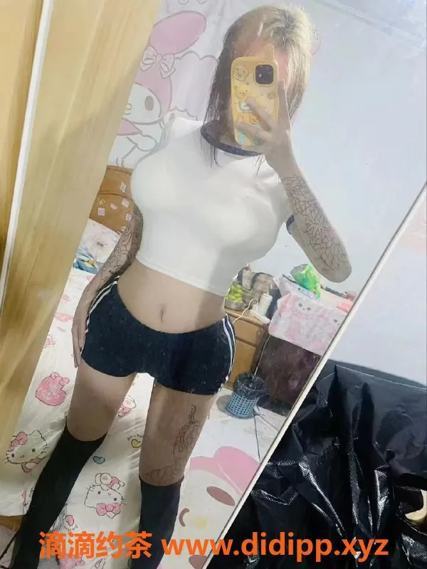 成都楼凤资源信息,17岁滴滴，163公分，105斤巨乳陪享服务