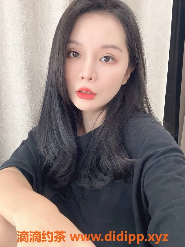 福州楼凤资源信息,仓山区毛毛，165长腿，600元性感服务