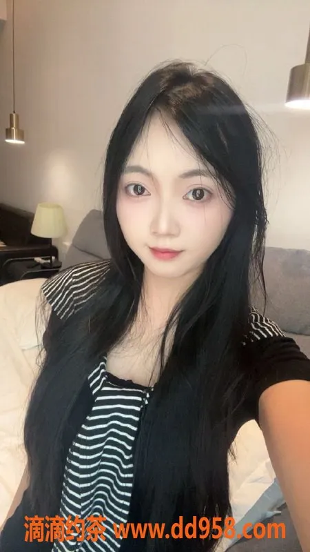 中山楼凤-石岐佳宝，19岁C罩杯，服务超赞只需700/P