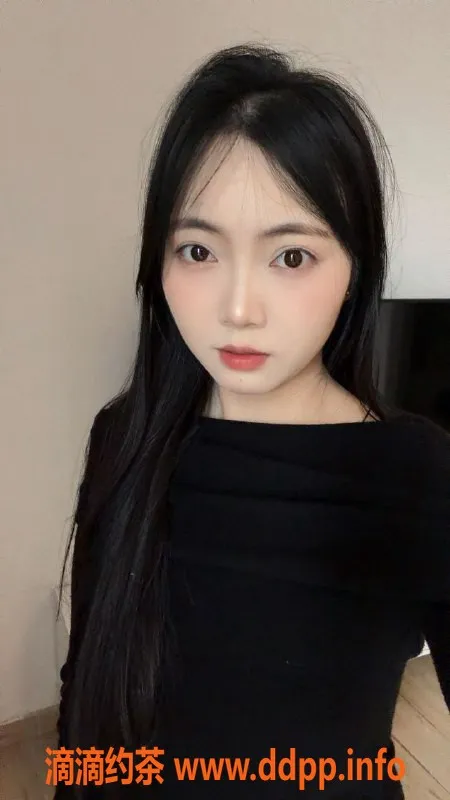 中山楼凤-石岐佳宝，19岁C罩杯，服务超赞只需700/P