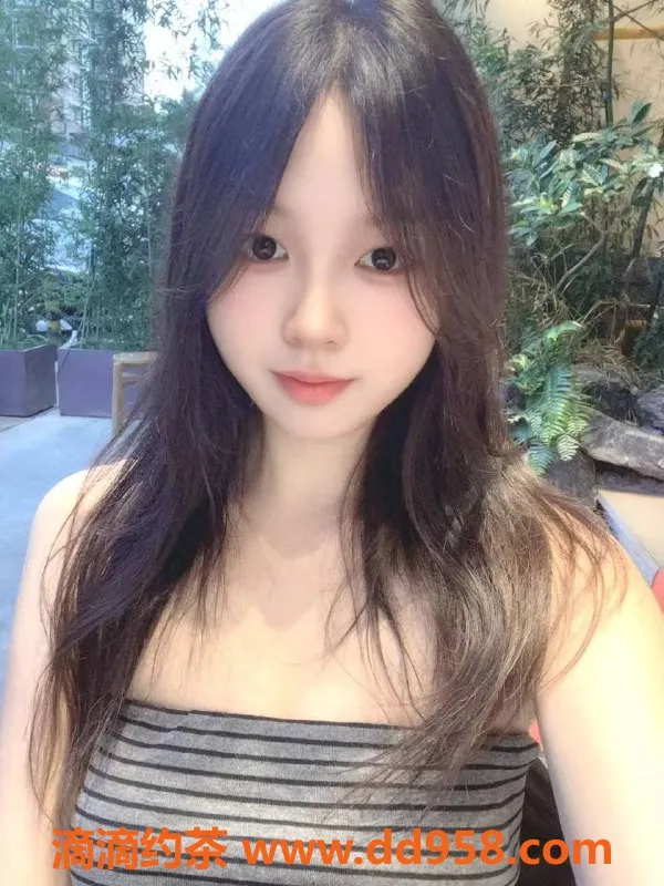 中山楼凤-西区紫薇，22岁，A+胸围，600元起