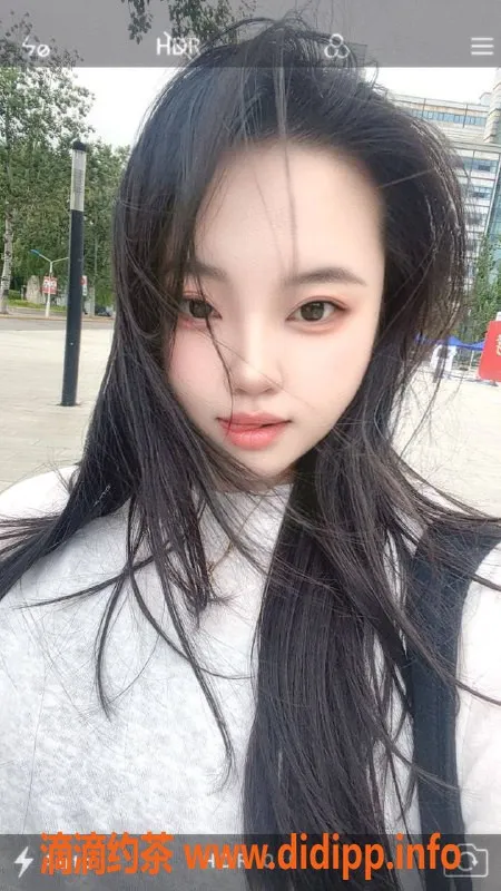 北京楼凤-朝阳双井苏苏，24岁C+罩杯，茶费1K