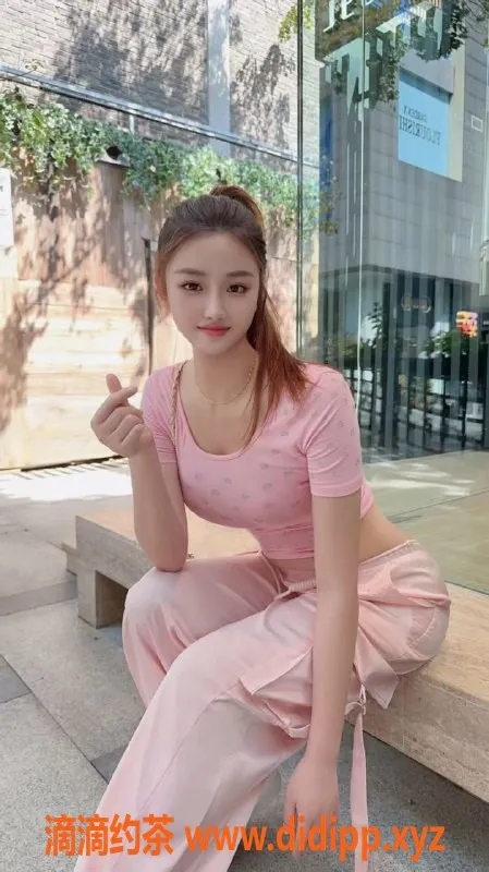 中山楼凤-中山火炬区双00后美女，洗吹做只需400元