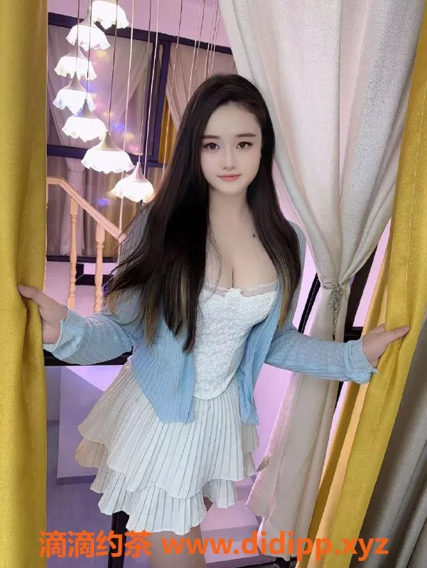 杭州楼凤-余杭区小绵羊，168cm大胸D，纯天然陪浴体验